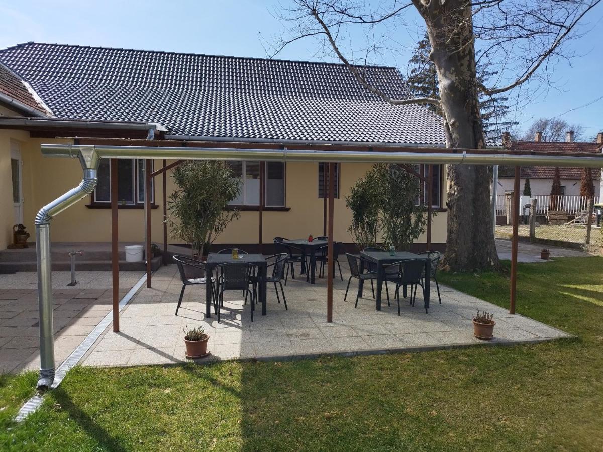 Tartos Szegfu Vendeghaz, Maganszallas Tazlar Exterior foto