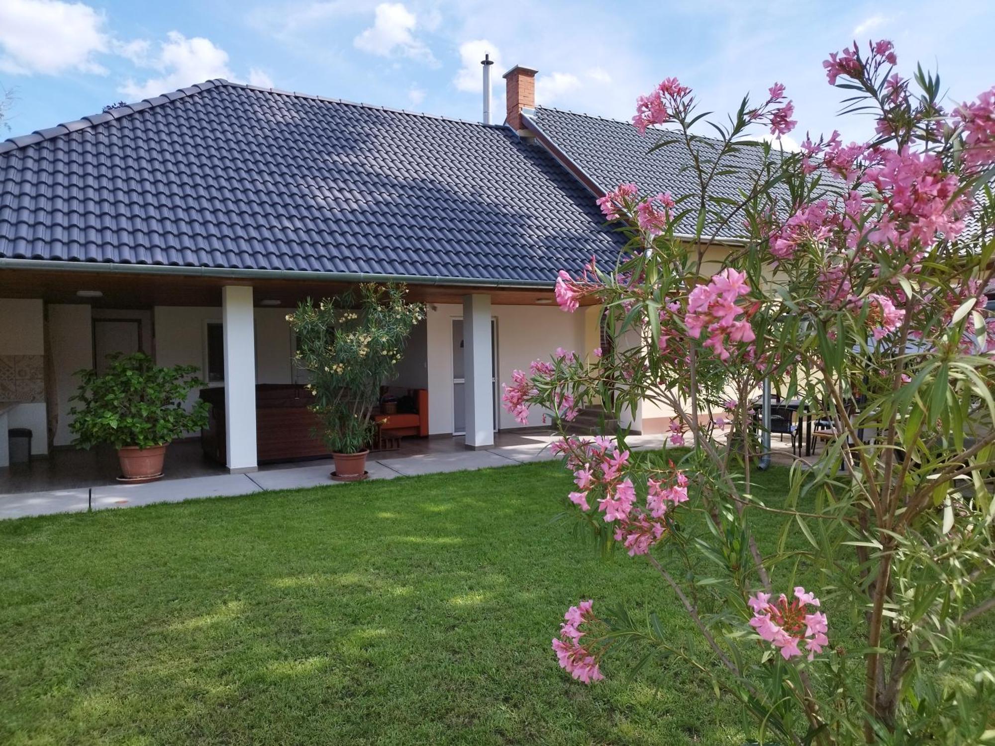 Tartos Szegfu Vendeghaz, Maganszallas Tazlar Exterior foto
